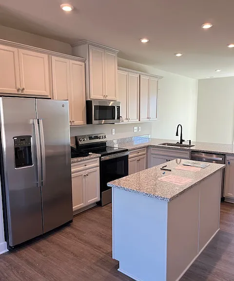 8008 Pinot Ln — Photo 7