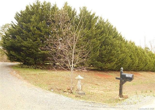 1st image of 1420 Katelyn Ln