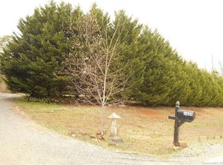 1420 Katelyn Ln, Iron Station, NC 28080