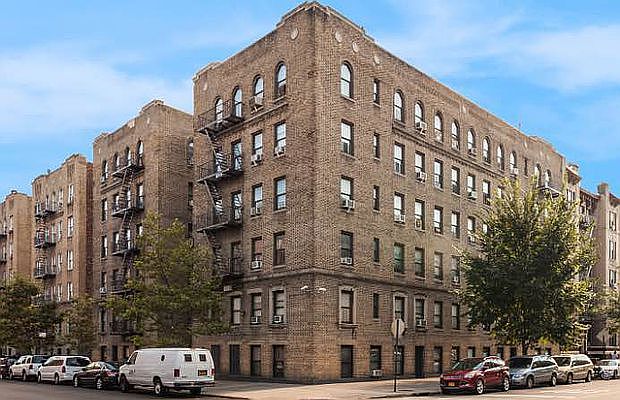 1st image of 624 W 207th St #1A