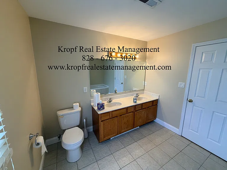 55 Round Top Rd — Photo 21