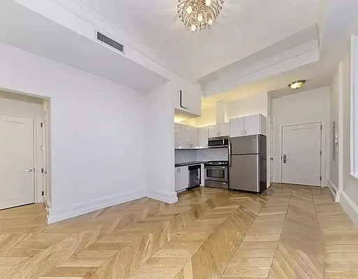 Rented by Brown Harris Stevens | media 5