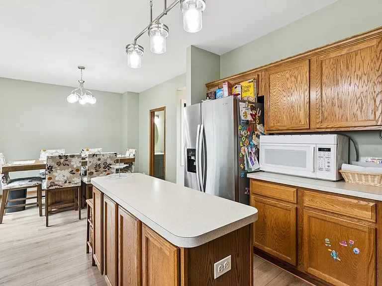 515 Declaration Ln — Photo 11