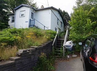 704 Saint Margarets Bay Rd, Halifax, NS B3N1K7
