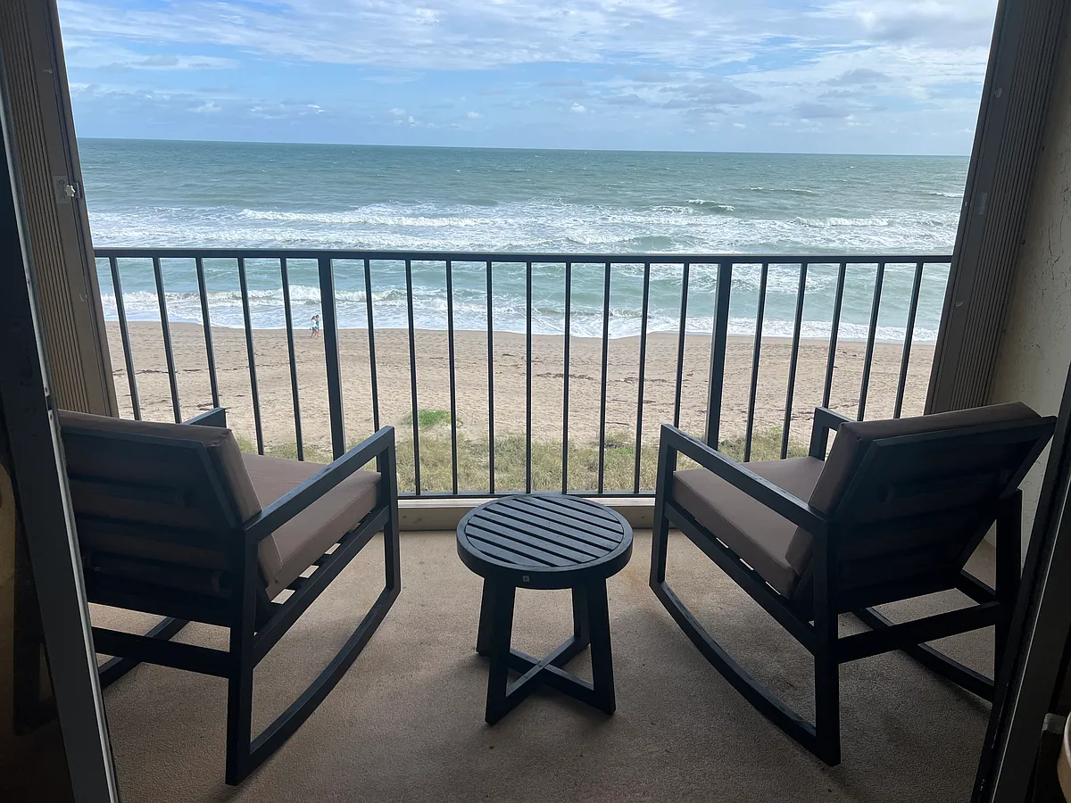 Building Photo - 10310 S Ocean Dr #502