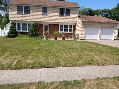 38 Tulip Grove Drive, Lake Grove, NY, 11755