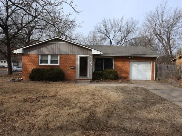 9625 W Birch Ln, Wichita, KS 67212