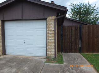 2724 Countryside Ln, Fort Worth, TX 76133