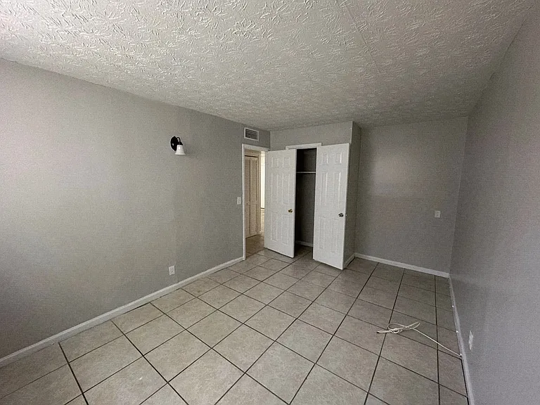 Aria Apartments — Photo 29