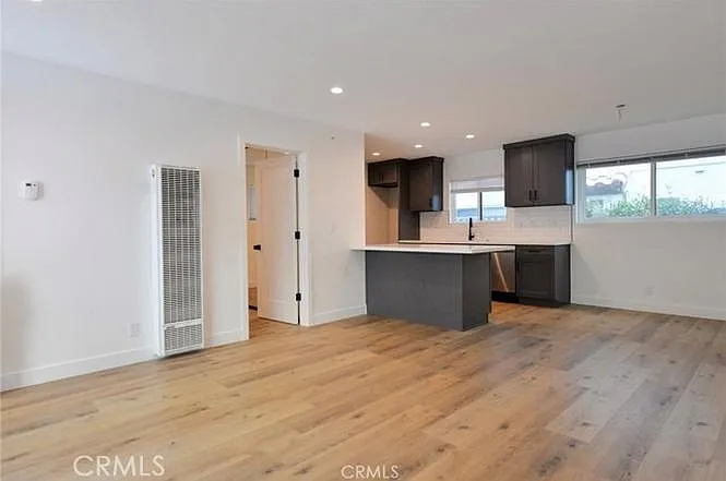 1 bed, 700 sqft, $3,400 — Photo 4