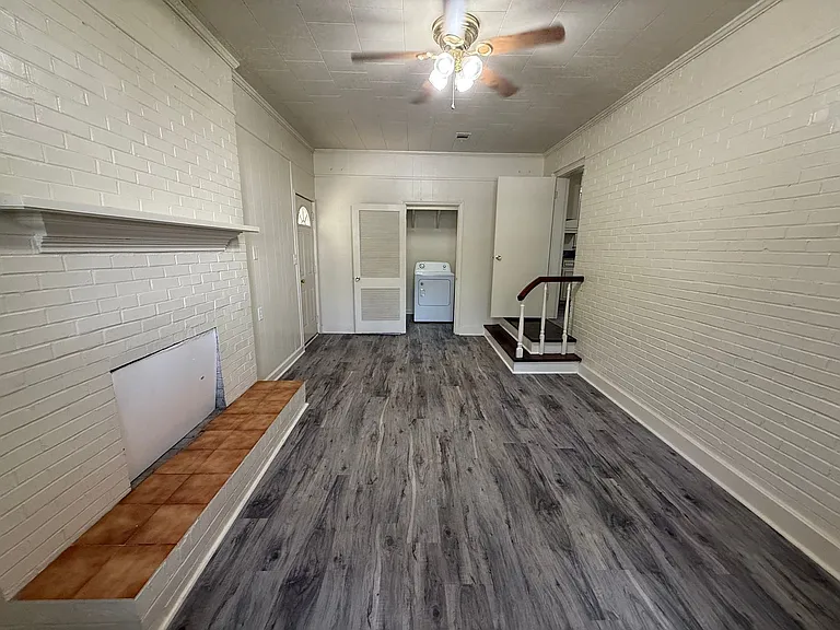 140 Forest Rd — Photo 10