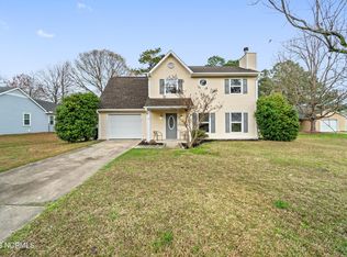 107 Bridgewater Ct, Jacksonville, NC 28546