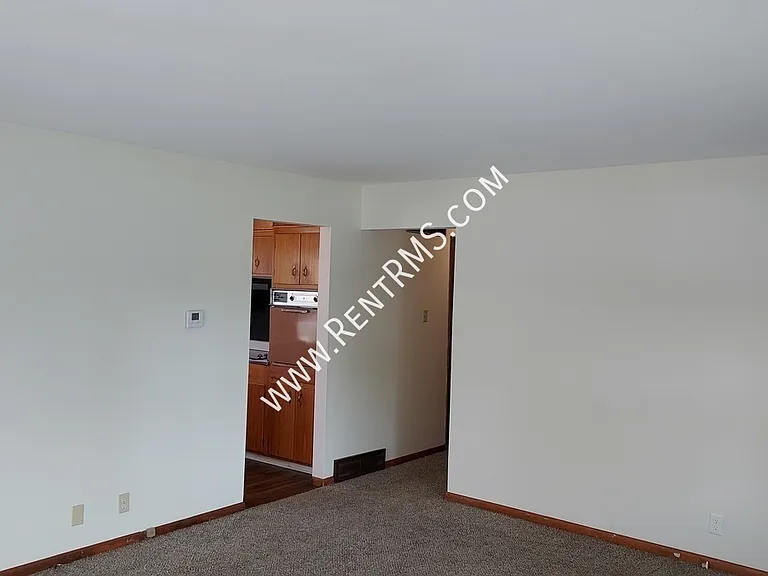 2310 SW Fairlawn Rd — Photo 6