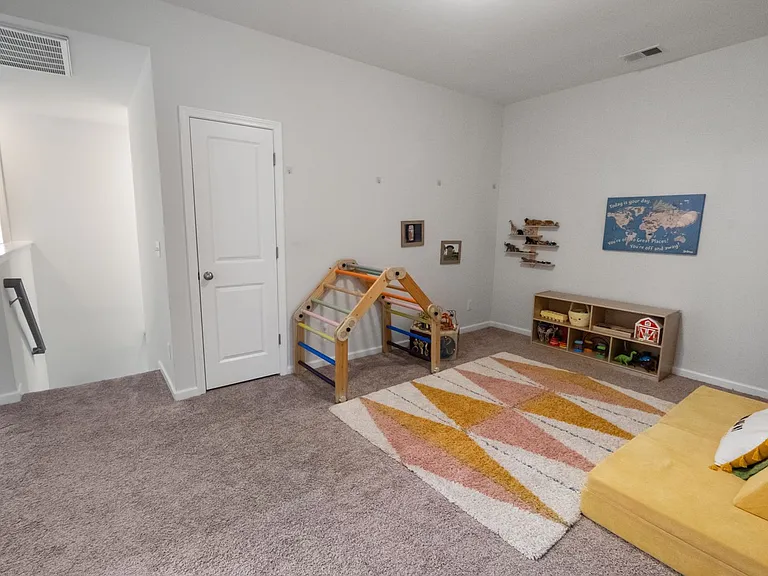 81 Bellasera Way — Photo 47
