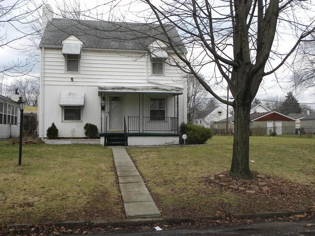 1076 Geers Ave photo 1