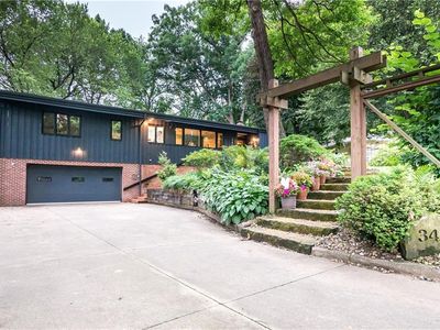 345 Nob Hill Dr, Akron, OH, 44303