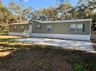 1256 Oak Tree Ln, Moore Haven, FL 33471