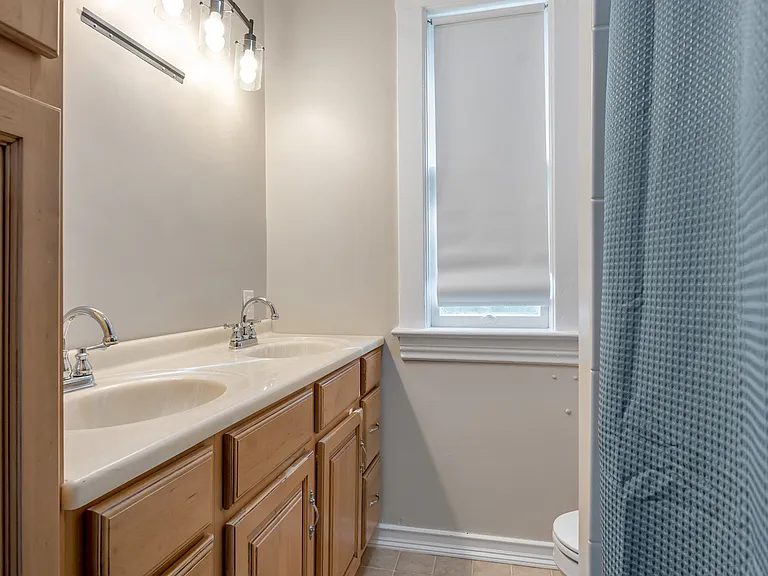 1616 Versailles Rd — Photo 10