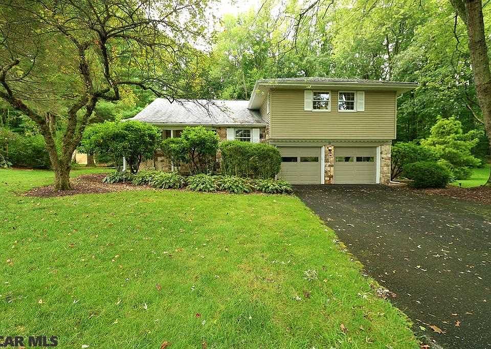 1st image of 18 Wilts Ln