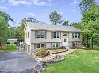 703 Otterhole Rd, West Milford, NJ 07480