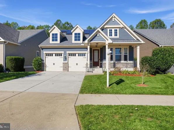 644 Crab Apple Dr, Stafford, VA 22554