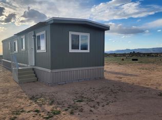 3155 W Brittlebush Dr, Yucca, AZ 86438