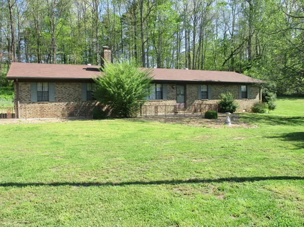 111 McDonald Cir, Waynesboro, TN 38485