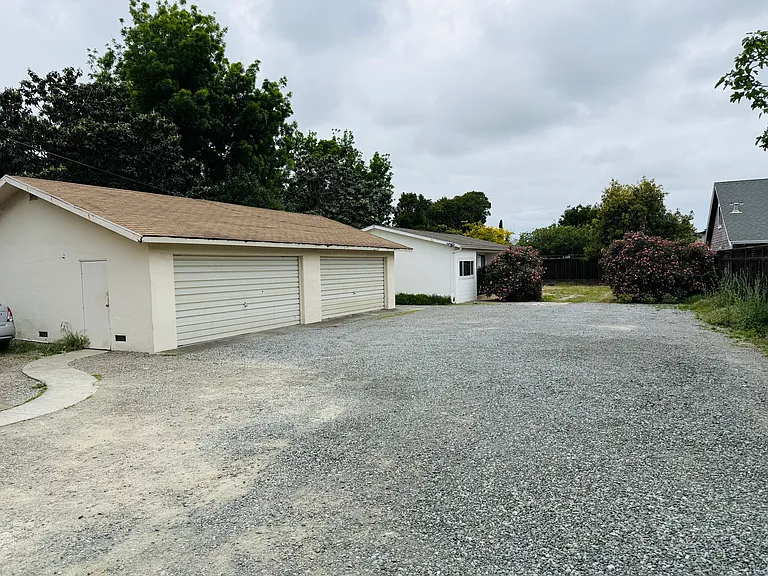 3425 Decoto Rd #2 — Photo 8