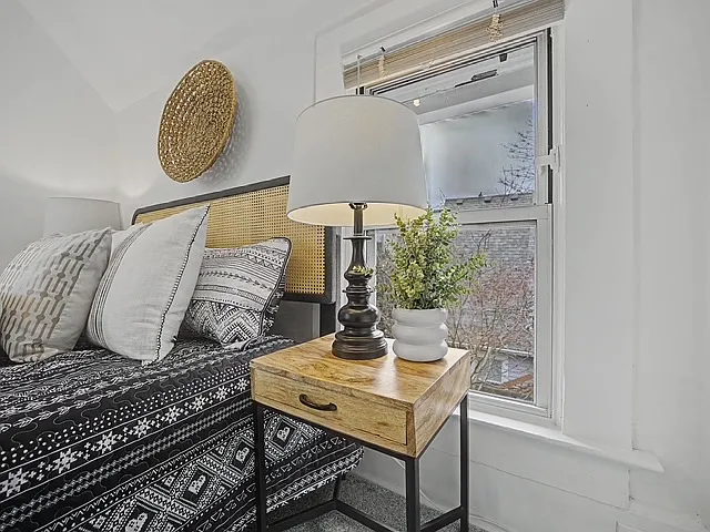 2220 SE Yamhill St — Photo 51