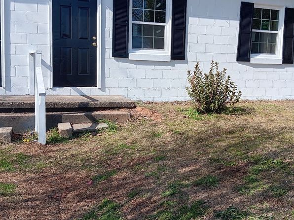 375 Jennings Ct SE