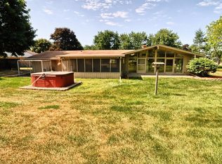 6307 Westview Dr, Grand Blanc, MI