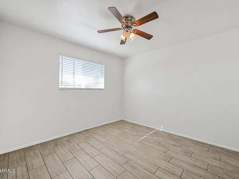 903 N 22nd Pl — Photo 9