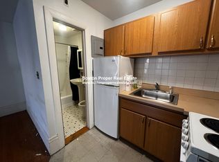 377 Marlborough St APT 3, Boston, MA 02115