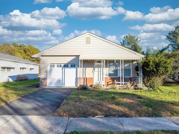91 Cabrillo Boulevard, Toms River, NJ 08757