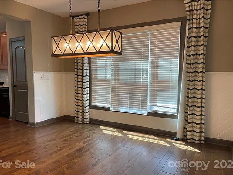 15124 Sapphire Hill Ln — Photo 5