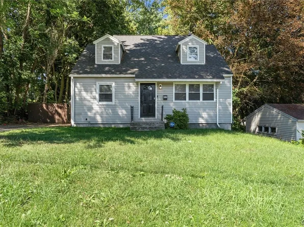 414 Beverly Dr, Syracuse, NY 13219