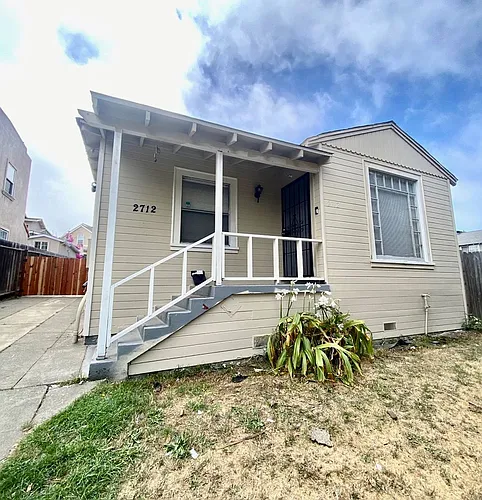 2712 Cutting Blvd Photo 1