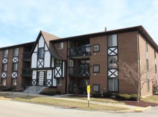 13615 Lamon Ave APT 508, Crestwood, IL 60418