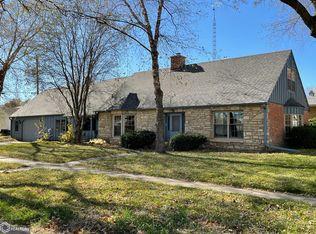201 South Ln, Oskaloosa, IA 52577