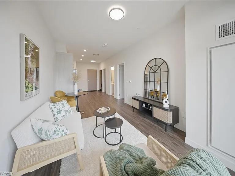 1055 Weber St E #219 — Photo 2