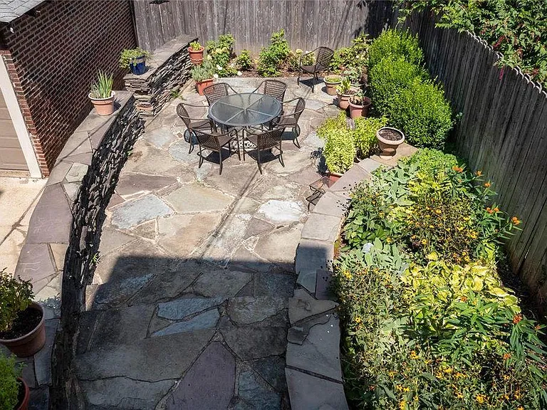 6301 Southwood Ave #3 — Photo 21