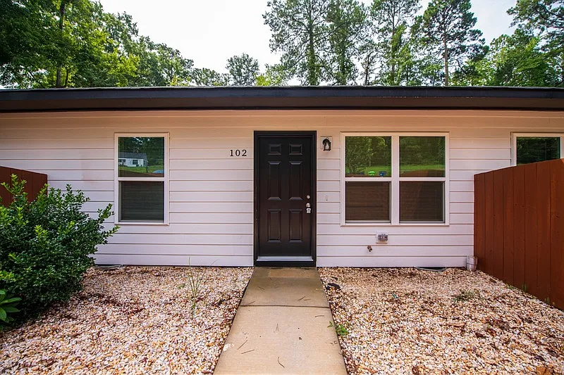 1114 Chaney Rd #102