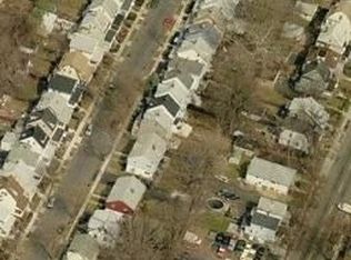 32 Telford St, East Orange, NJ 07018