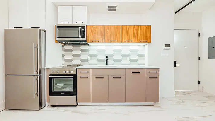 Rented by Nooklyn NYC LLC | media 2