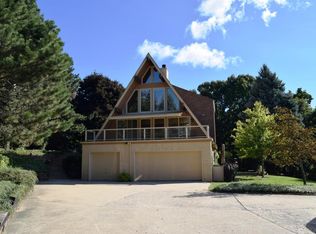 N8W27540 Woodridge Ct, Waukesha, WI 53188