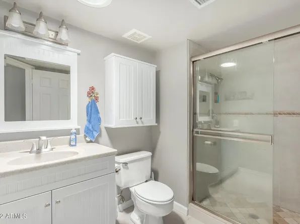 121 E Campo Bello Dr, Phoenix, AZ 85022