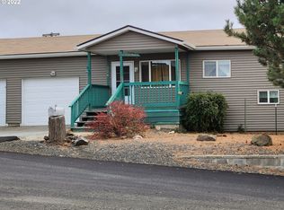 726 S Washington St, Condon, OR 97823