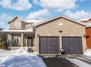312 Mapleton Ave, Barrie, ON L4N5V3
