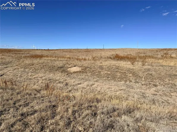 1 Mulberry Rd, Calhan, CO 80808