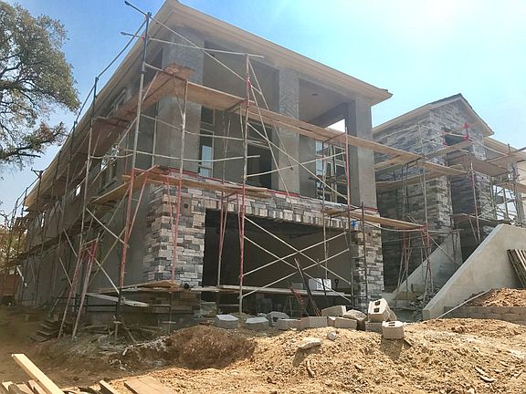 4th image of 628 Sundahl Dr